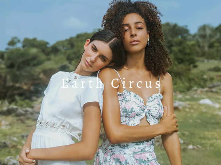 Shop Earth Circus on Atome